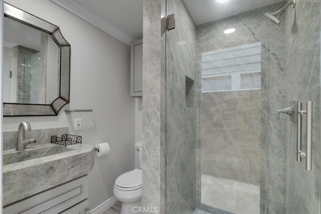 2808 W Oceanfront