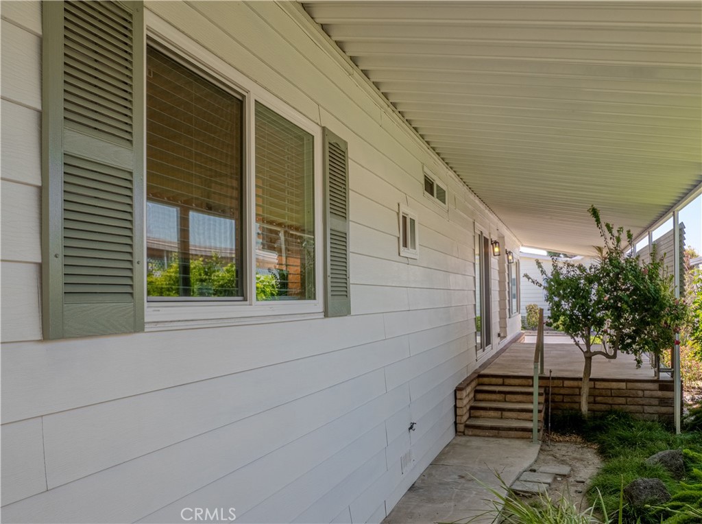 335 Ridgelake