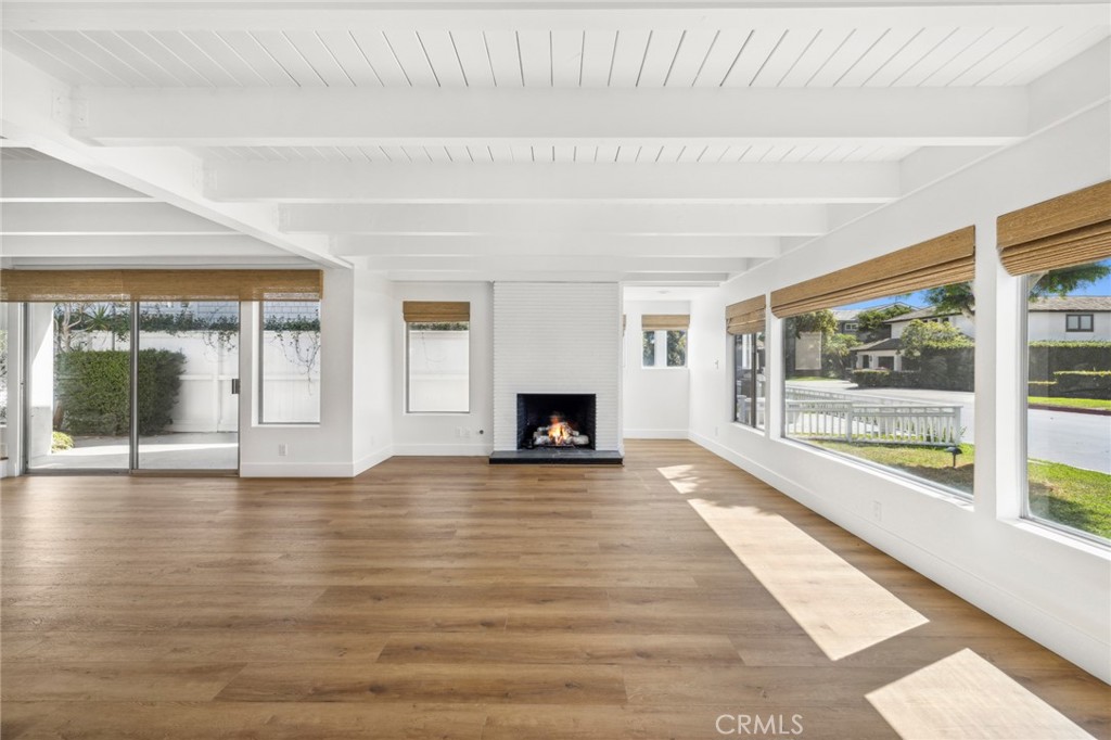 2551 Bayshore Drive