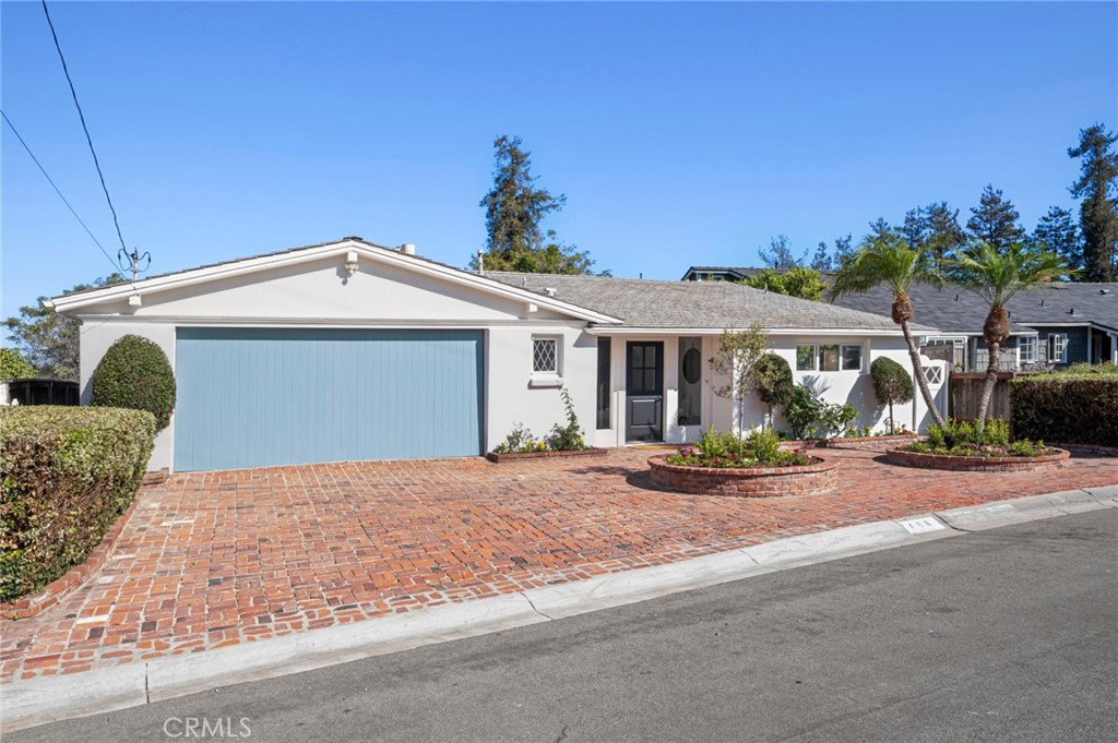 608 Saint James Place