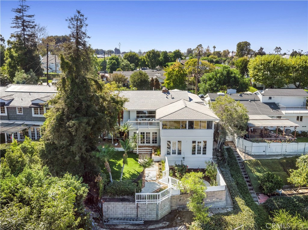608 Saint James Place