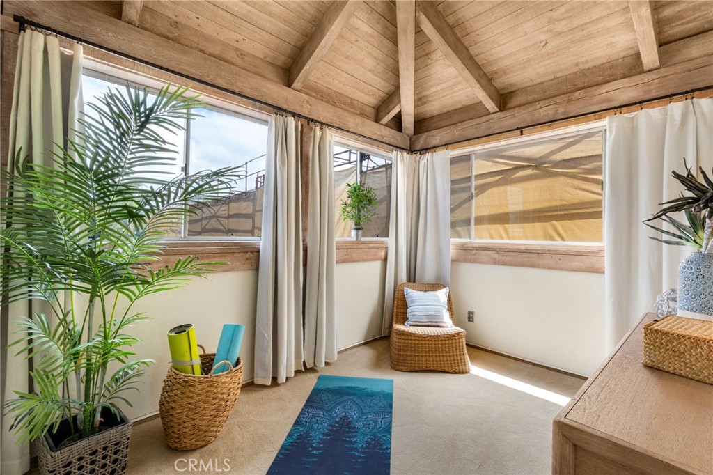 920 E Oceanfront