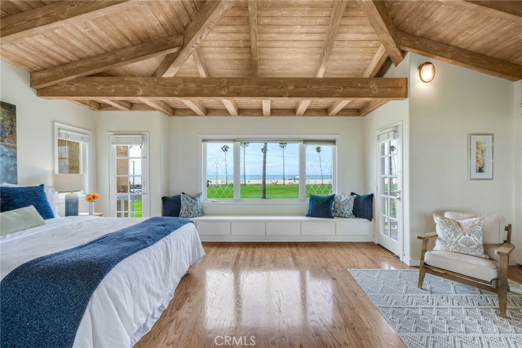 920 E Oceanfront