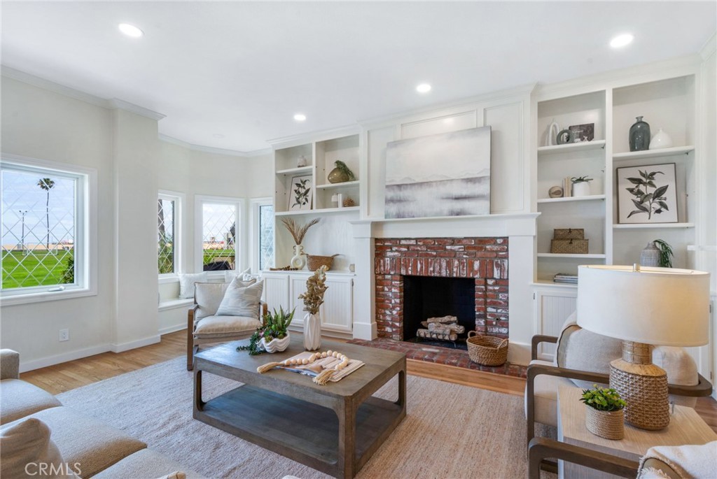 920 E Oceanfront