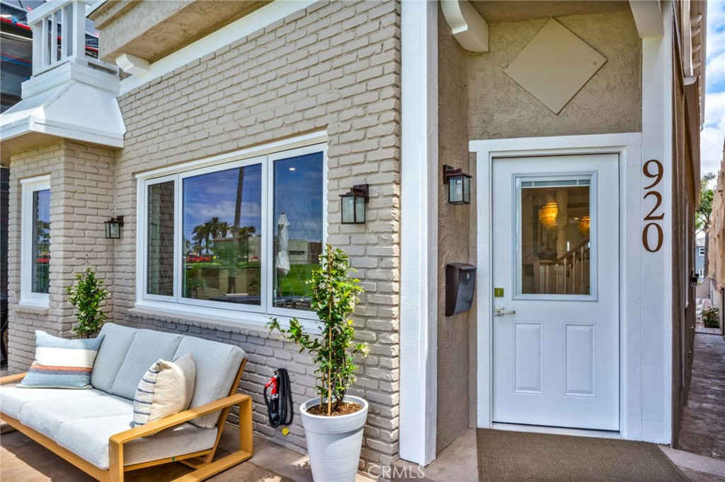 920 E Oceanfront