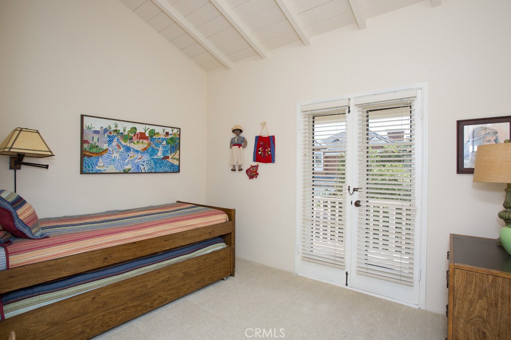 61 Beacon Bay