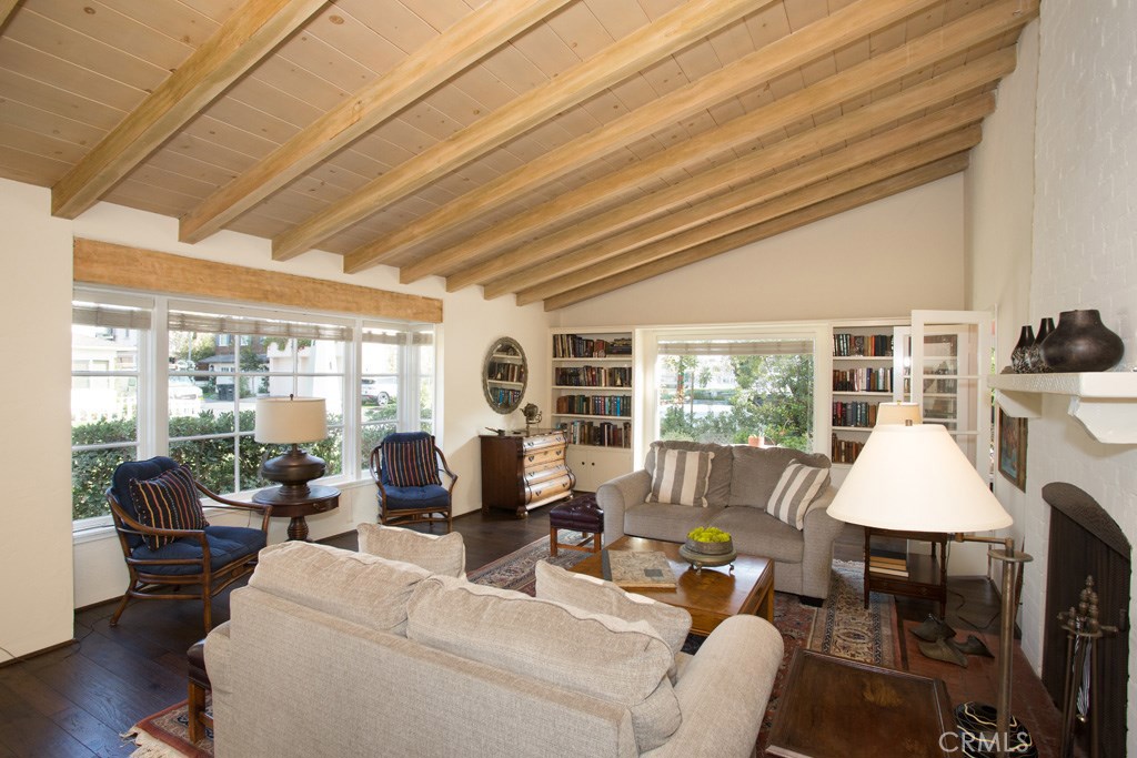 61 Beacon Bay