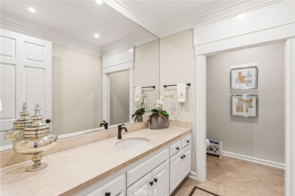 3 Barrenger Court