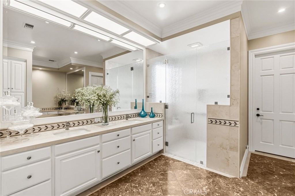 3 Barrenger Court