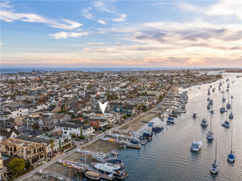 1105 N Bay Front