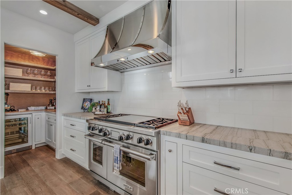 317 E Bay Front