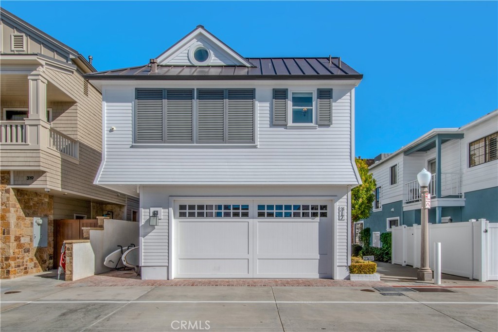 317 E Bay Front
