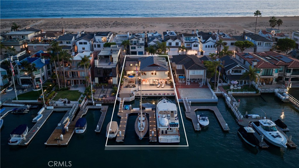 1114 E Balboa Boulevard