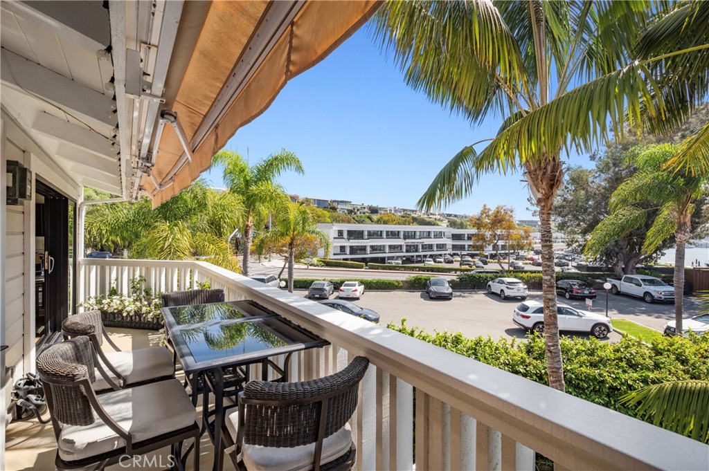 1030 Bayside Cove 702