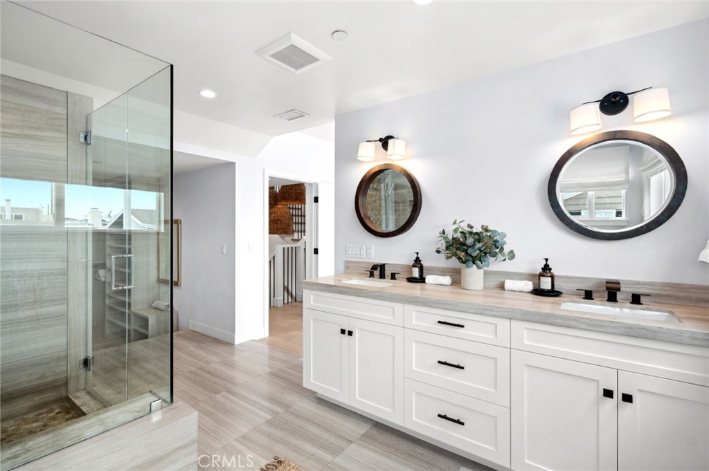 109 Onyx Avenue