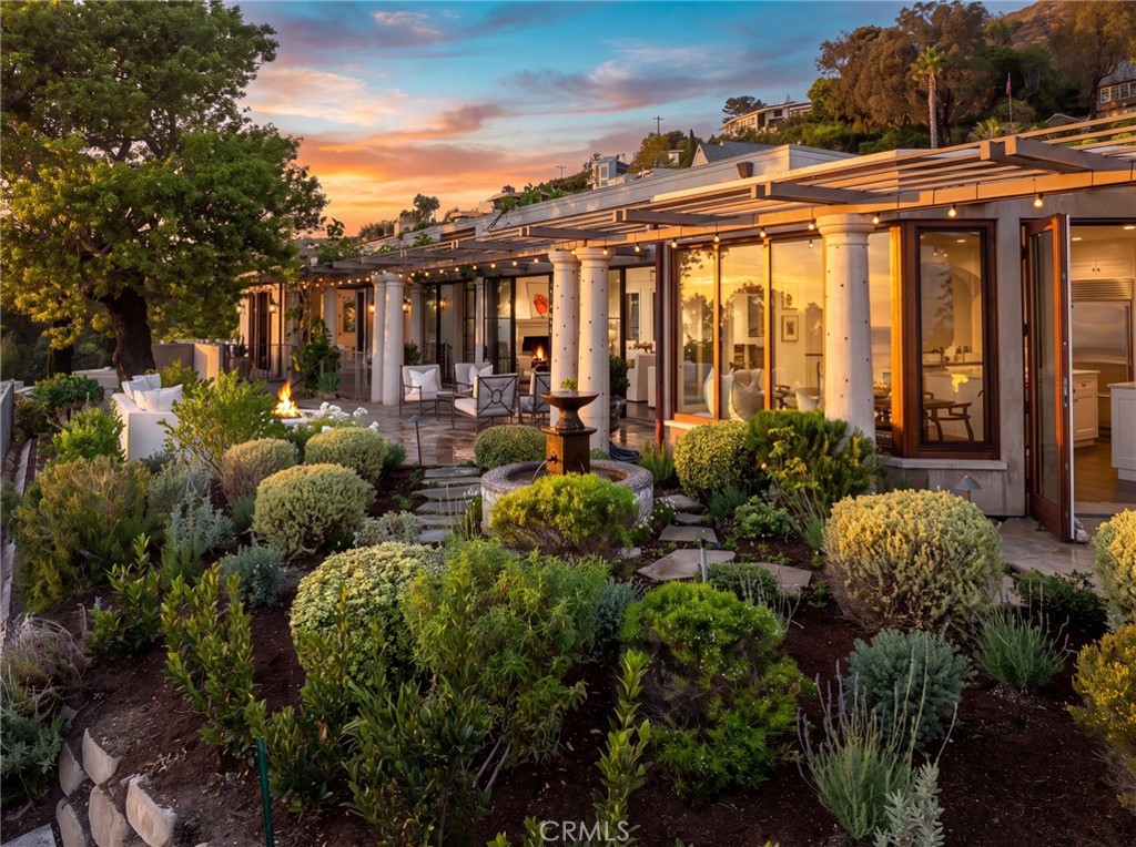 425 Panorama Drive