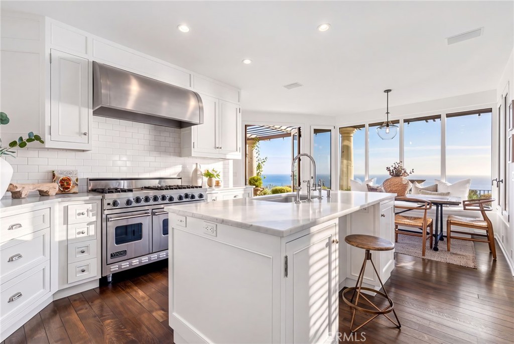 425 Panorama Drive