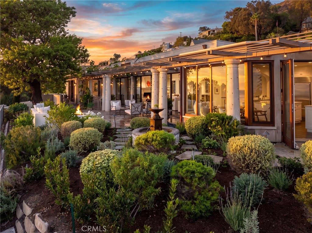 425 Panorama Drive