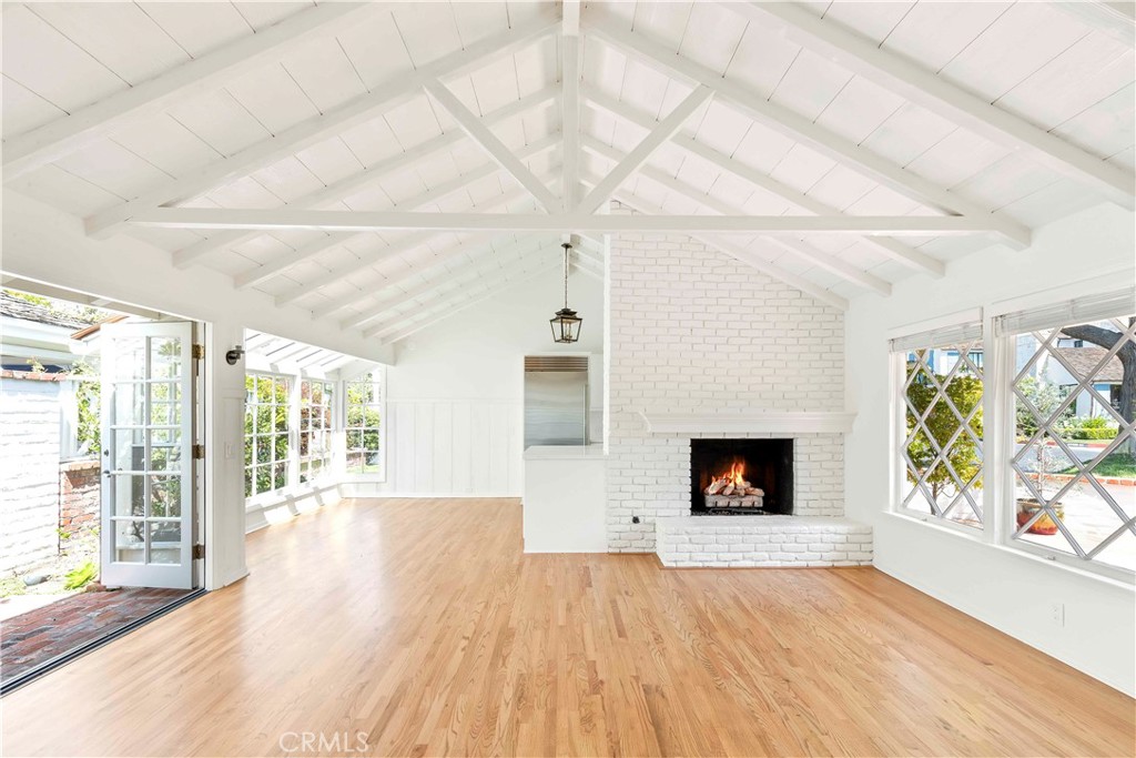 2562 Vista Drive
