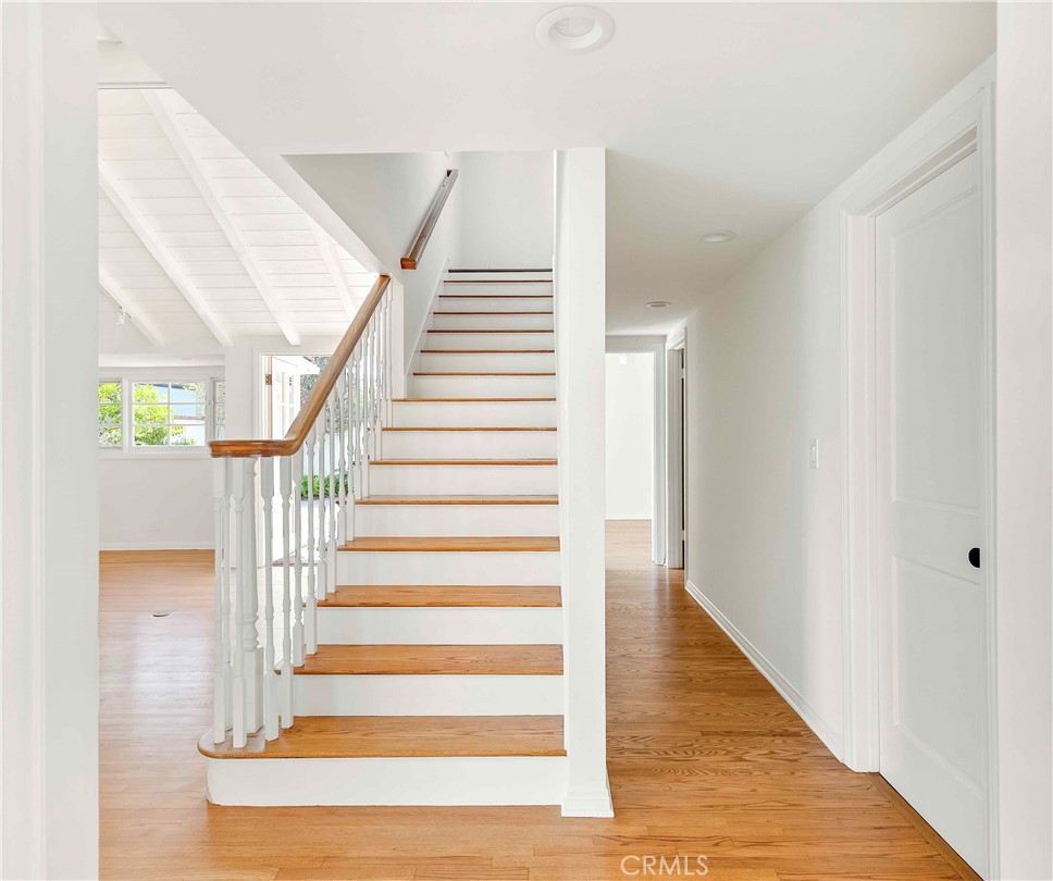 2562 Vista Drive
