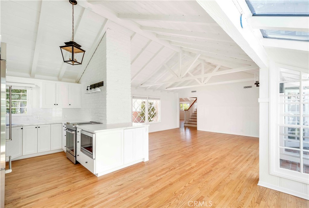 2562 Vista Drive