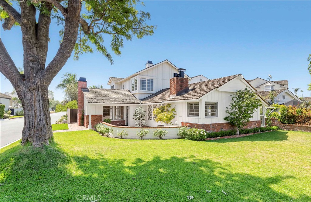 2562 Vista Drive