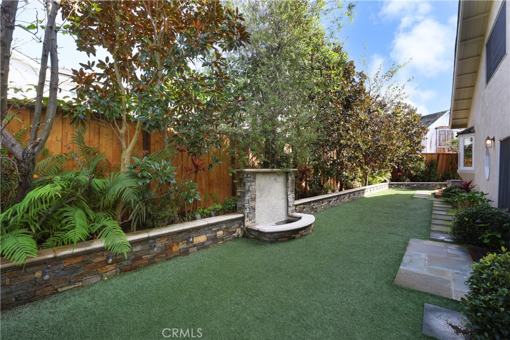 1958 Port Carney Place
