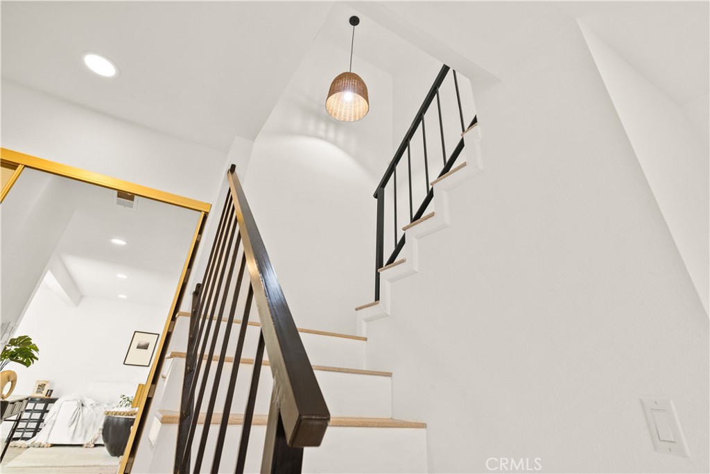 22913 Galaxy Lane 30