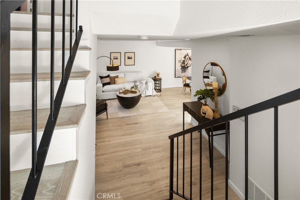 22913 Galaxy Lane 30