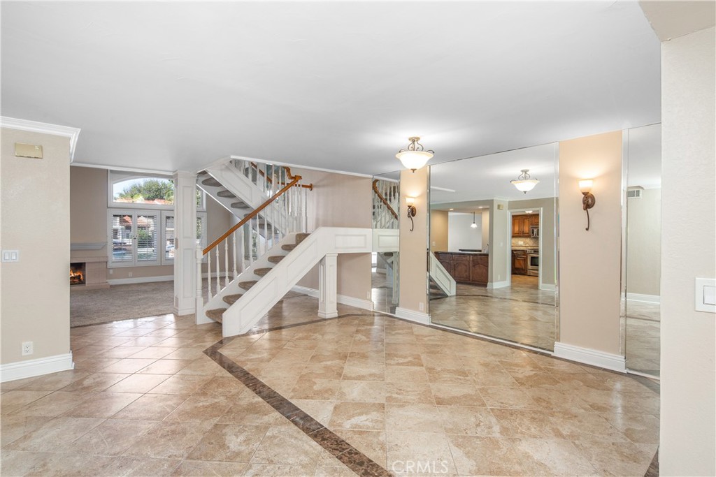 22025 Arrowhead Lane