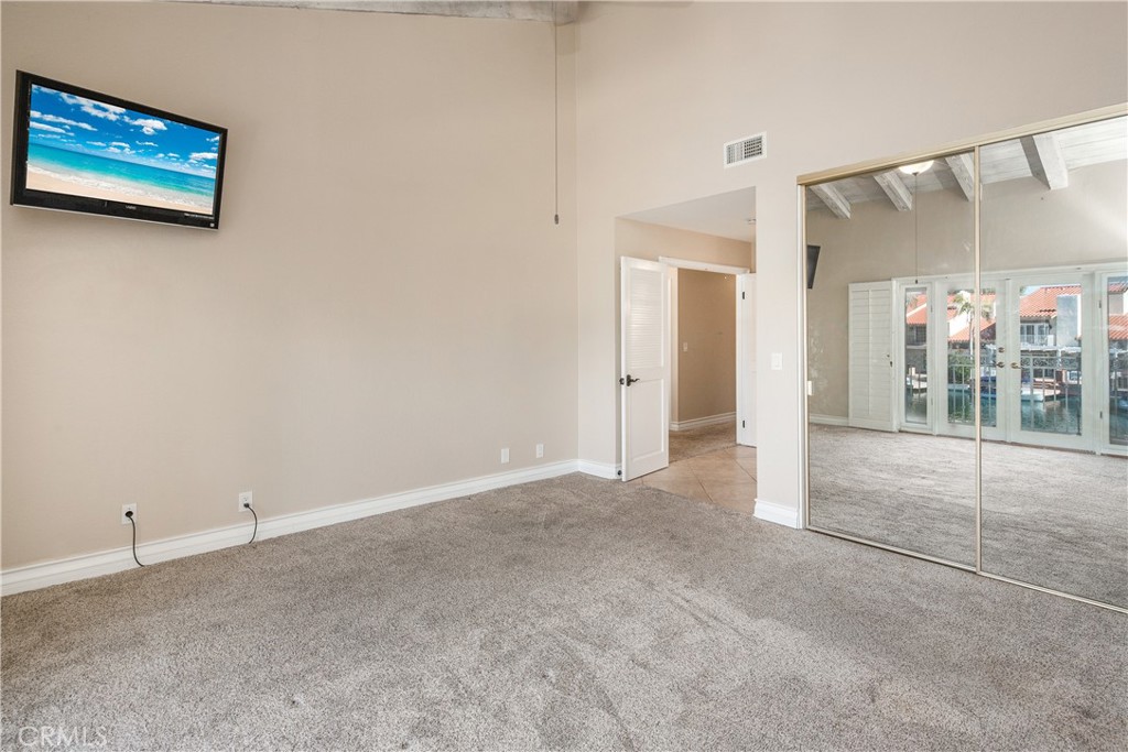 22025 Arrowhead Lane