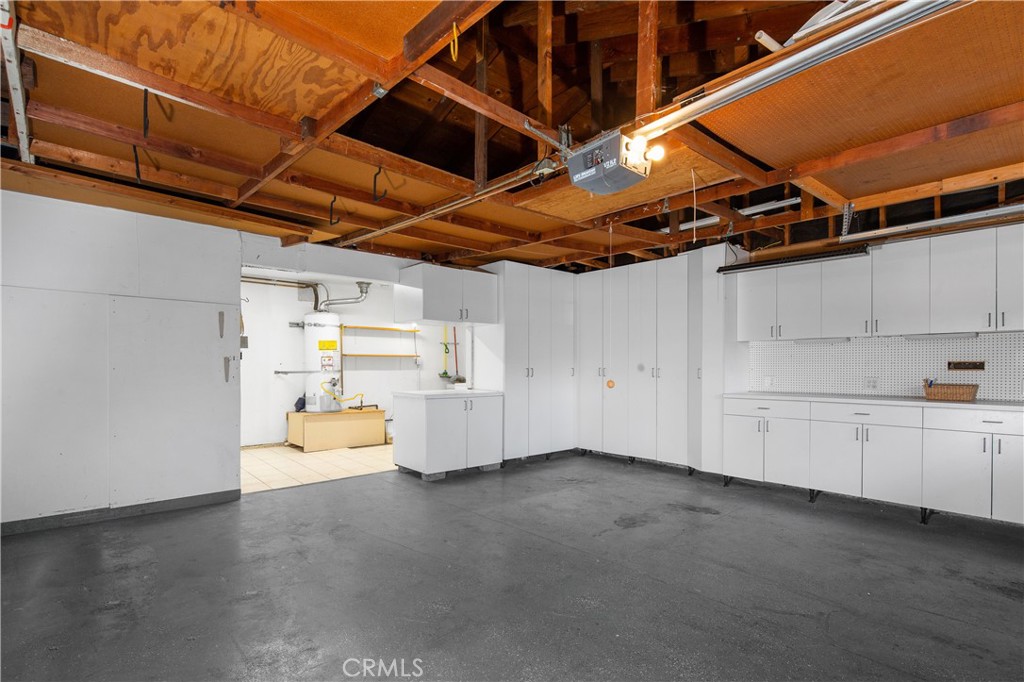 22025 Arrowhead Lane