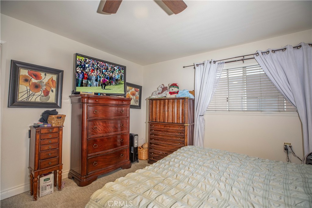 2386 Via Mariposa W 3G