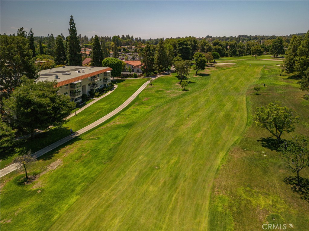 2386 Via Mariposa W 3G