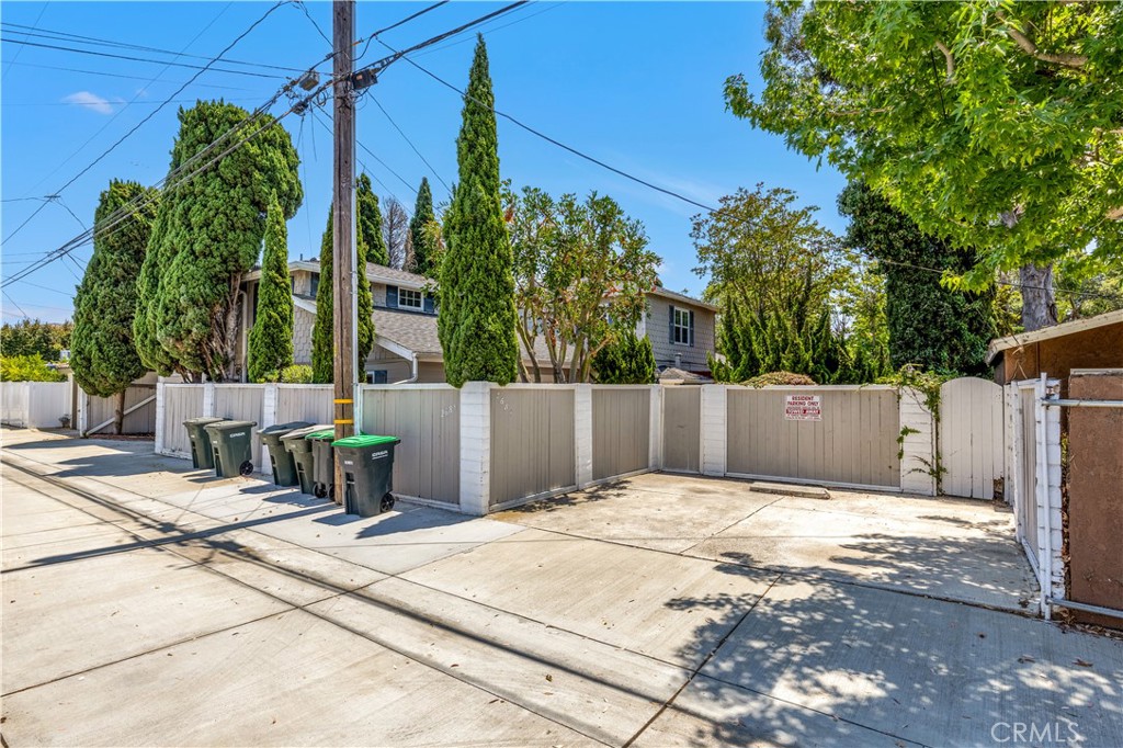 268 Flower Street