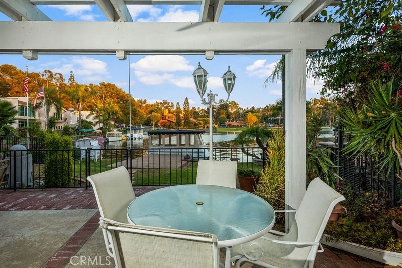 21942 Yellowstone Lane