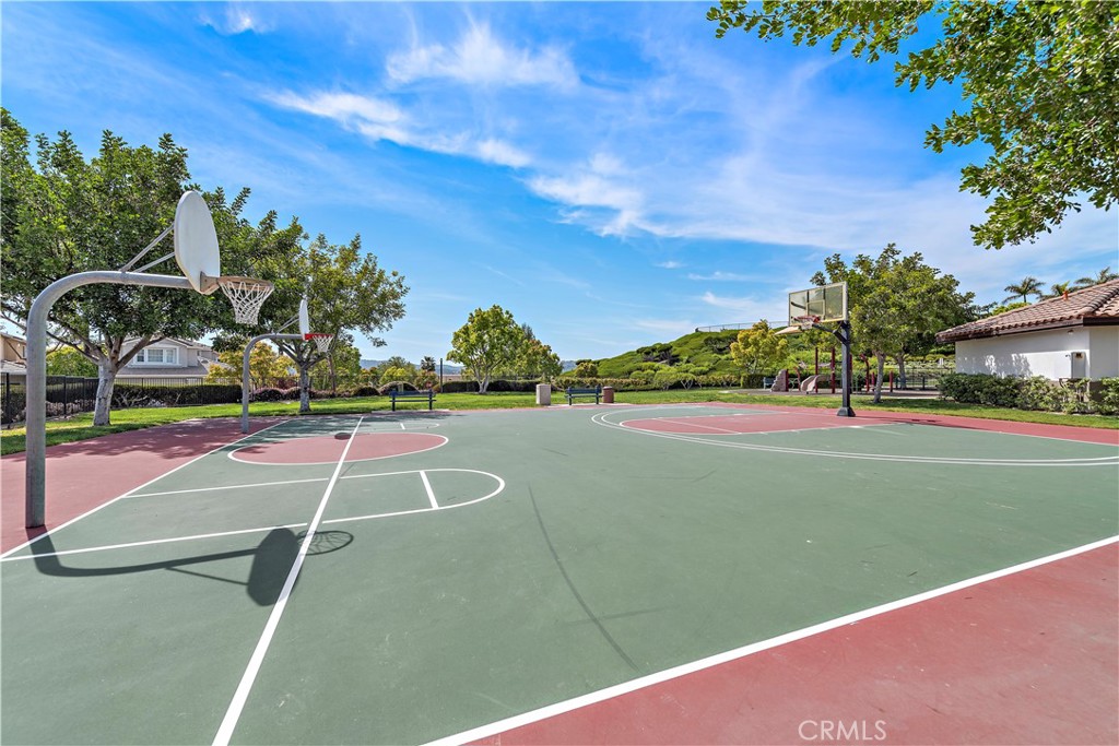 27761 Manor Hill Road