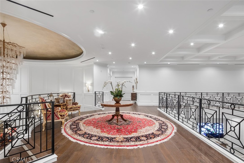 61 Palm Hill Lane
