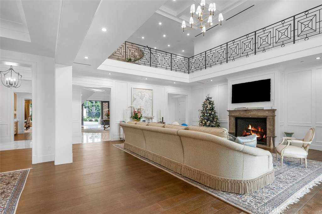 61 Palm Hill Lane