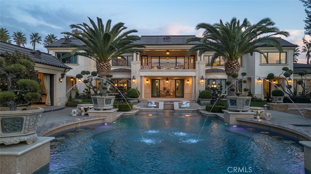61 Palm Hill Lane