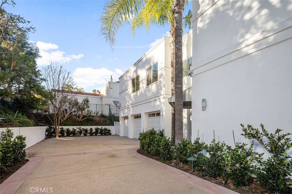 24929 Palmilla Drive