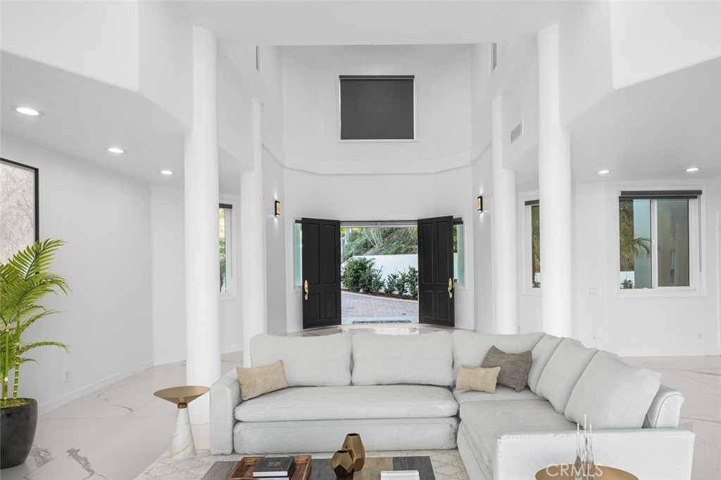 24929 Palmilla Drive