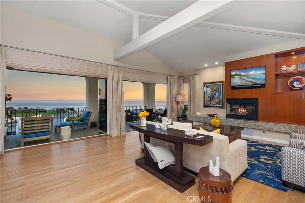 1598 Skyline Drive