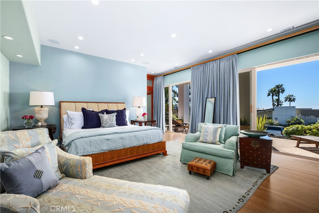 1598 Skyline Drive