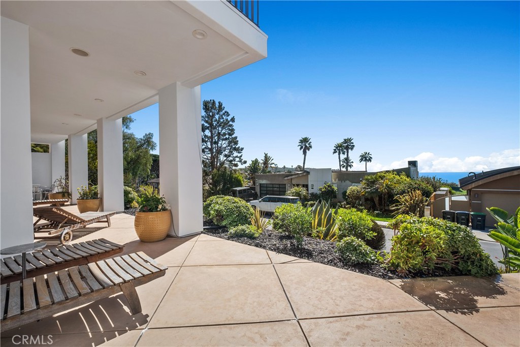 1598 Skyline Drive