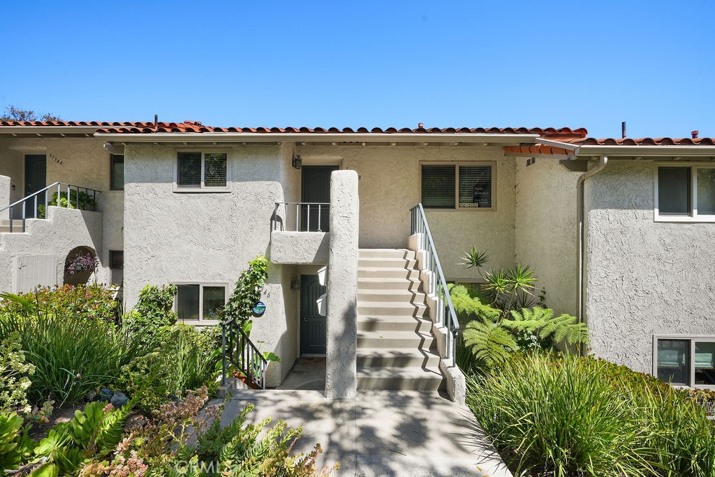 31348 W Nine Drive B4