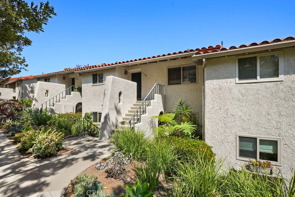 31348 W Nine Drive B4