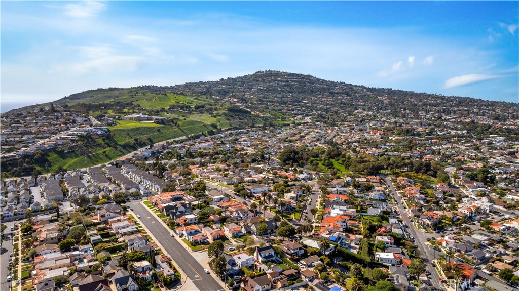 1603 Sunnyside Terrace