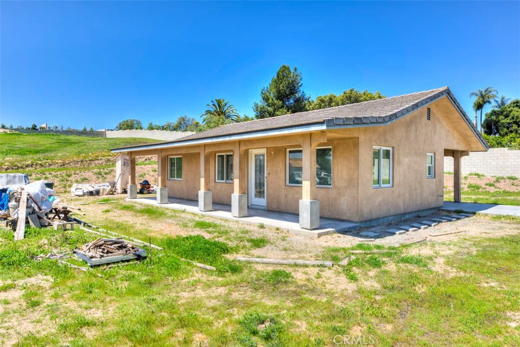 16592 Artesian Hills Ct