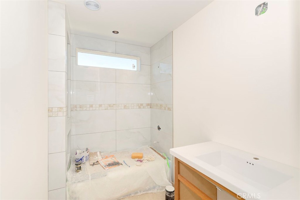 16592 Artesian Hills Ct